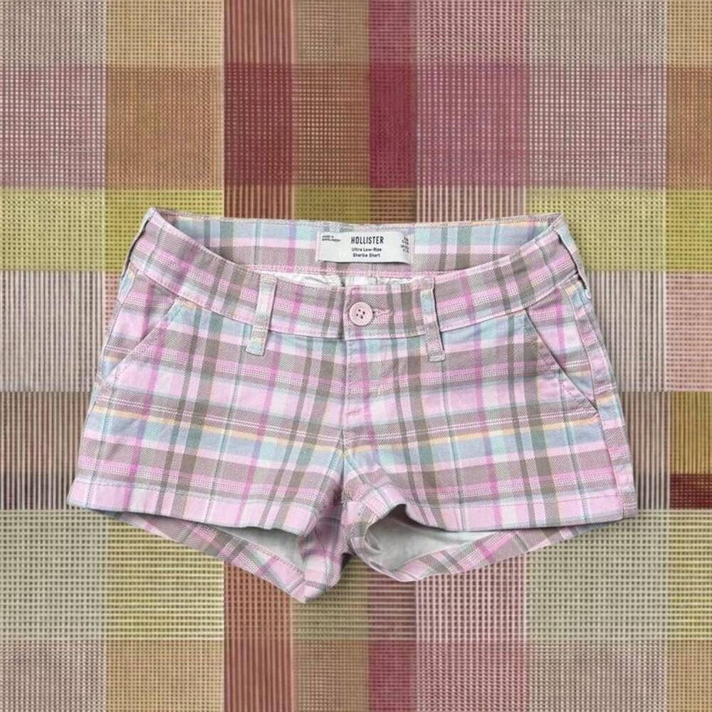 Vintage 2000’s Hollister Plaid Shorts